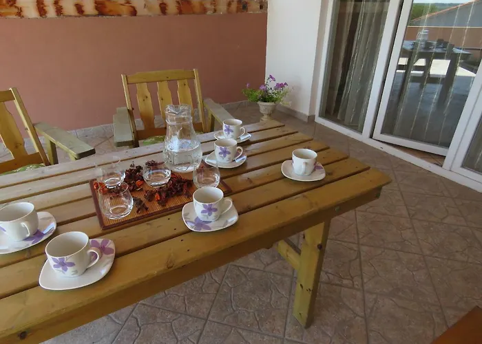 Dila بيت ضيافة Galovac (Zadar)